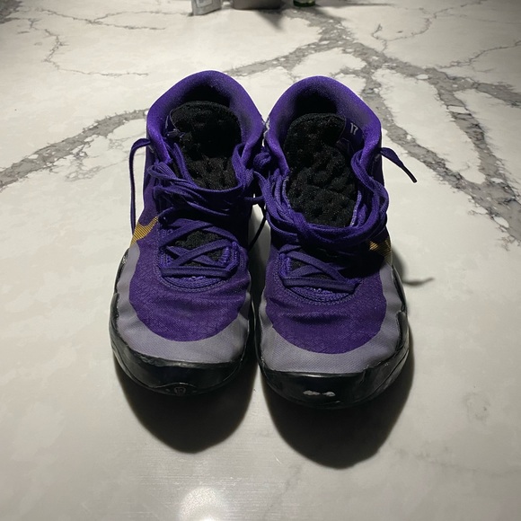 Custom NIKE KD 12s 9.5 mens - Picture 16 of 16